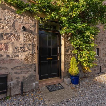Luxury Inverness Central Apartment Private Parking 외부 사진