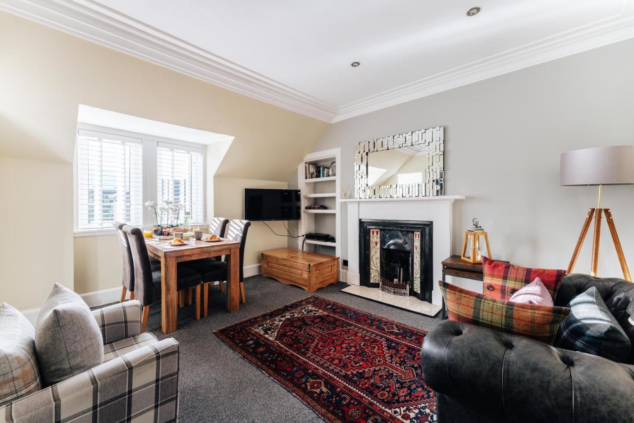 Luxury Inverness Central Apartment Private Parking 외부 사진
