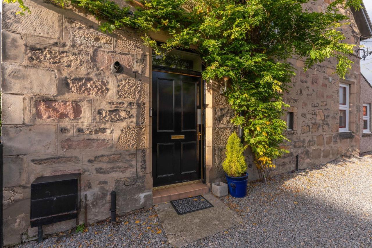 Luxury Inverness Central Apartment Private Parking 외부 사진