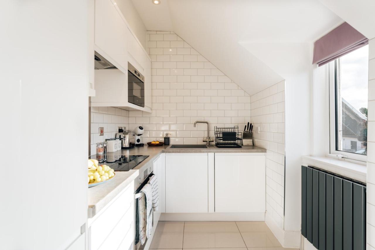 Luxury Inverness Central Apartment Private Parking 외부 사진